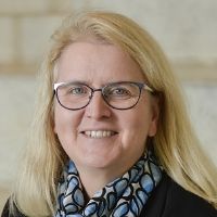 Prof. Dr. Eva Schwenzfeier-Hellkamp avatar image