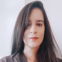 Dr. Nathalie Guimarães avatar image