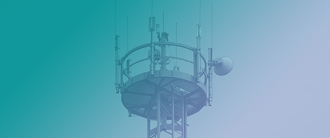 Reinforcement-Learning-Based Robust Resource Management for Multi-Radio Systems