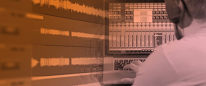 Adaptive Filtering for Multi-Track Audio Based on Time&ndash;Frequency Masking Detection