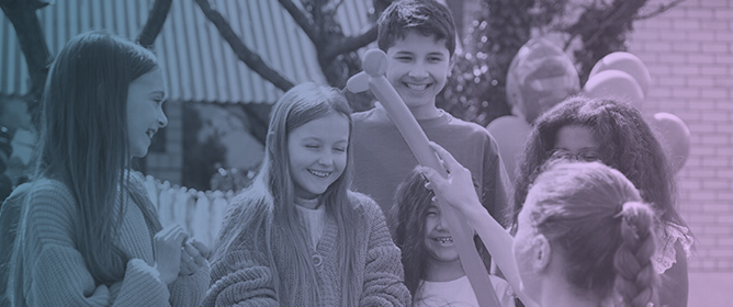 &ldquo;Keeping an Eye Out&rdquo;: Students&rsquo; Experiences of School Personnel&rsquo;s Noticing in Shaping or Hindering a Positive School Climate