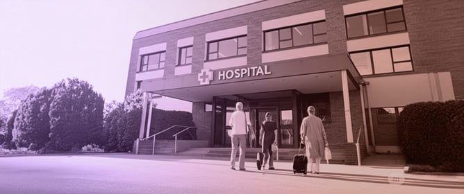 Spatial Competition Across Borders: The Role of Patients&rsquo; Mobility and Institutional Settings