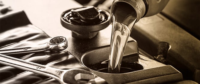 A Hyperspectral Analysis-Based Approach for Estimation of Wear Metal Content in Lubricating Oil