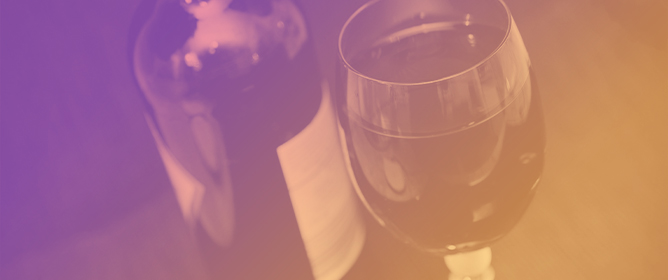 Neuroprotective Effects of Wine Polyphenols in Alzheimer&rsquo;s and Parkinson&rsquo;s Diseases: A Review of Risks and Benefits