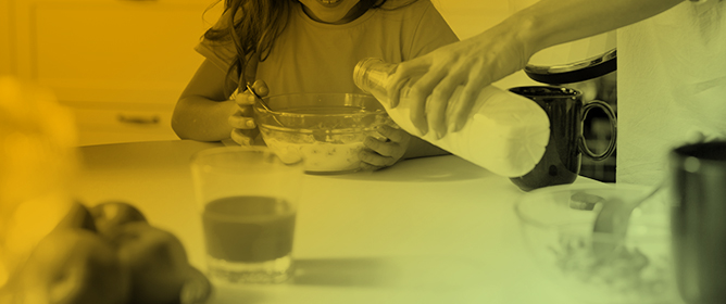 Maternal Self-Efficacy and the Relation with Children&rsquo;s Dietary Behaviors in the Digital Era