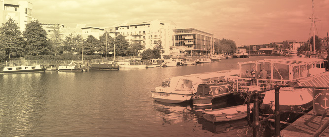 Public&ndash;Private Partnerships in Urban Regeneration: Comparative Insights and Lessons from Brazil, Italy, and the UK