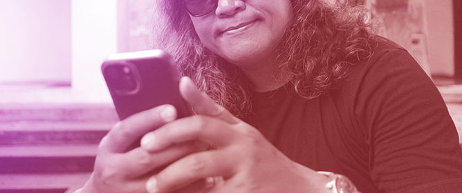 A Randomized Controlled Trial in a 14-Month Longitudinal Design to Analyze the Effects of a Peer Support Instant Messaging Service Intervention to Improve Diabetes Self-Management and Support
