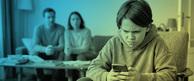 Cyber Child-to-Parent Violence and Child-to-Parent Violence: Bidirectional Trajectories and Associated Longitudinal Risk Factors