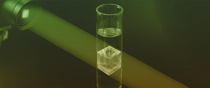 Effects of Visible and UV Illumination on Dimensional Accuracy and Surface Roughness in Dual-Color Volumetric Additive Manufacturing (VAM)