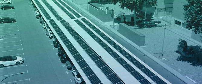 Real-World Green Hydrogen Pilot Plant Based on a 30 kW Electrolyzer: Implementation, Operation and Open-Source Supervision