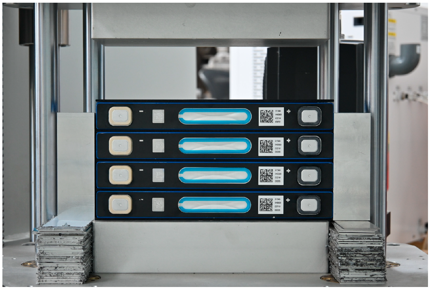 Multi-cell Displacement Measurement During The Assembly Of Automotive 